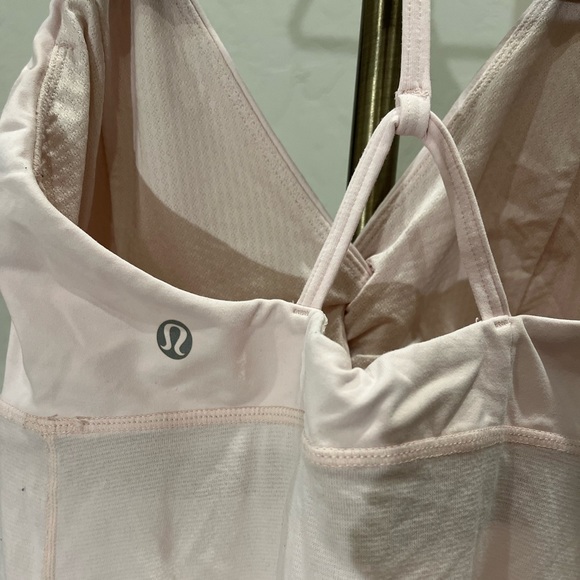 Lululemon Tank Top | Light Pink | Size 6 | Super Comfortable | Vintage Lulu - Picture 2 of 5